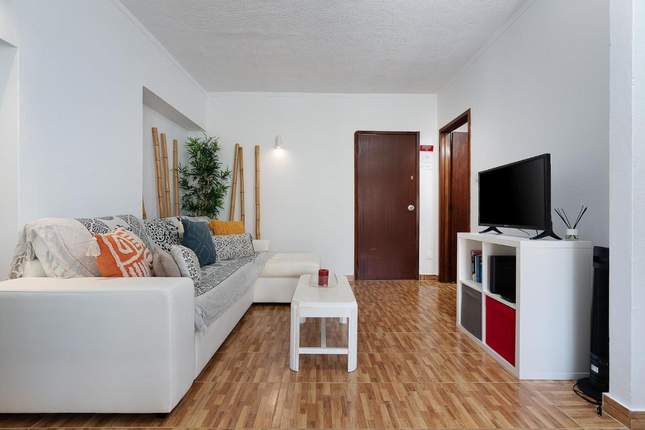 Praia Da Rocha Apartment By Lovelystay Portimão Exterior photo